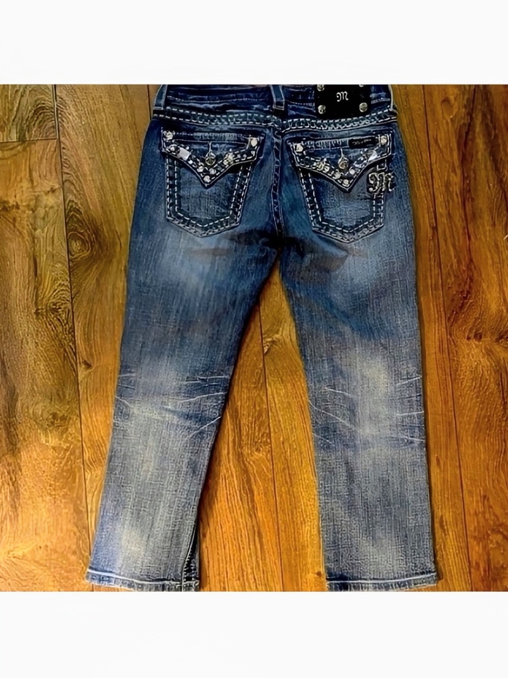 Gorgeous Vintage Y2K Miss Me Cuffed Capri Jeans Embellished Pockets 21” Inseam